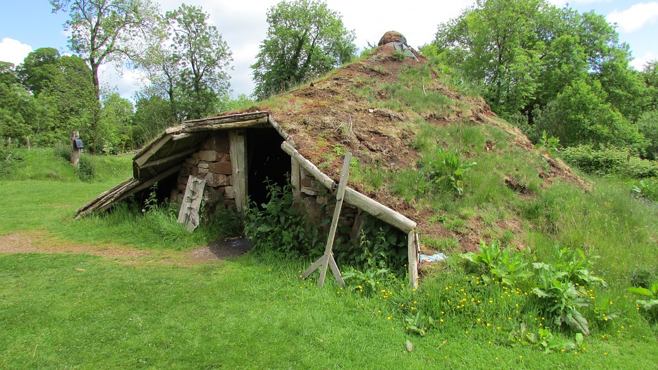 iron-age-hut-1687470_960_720