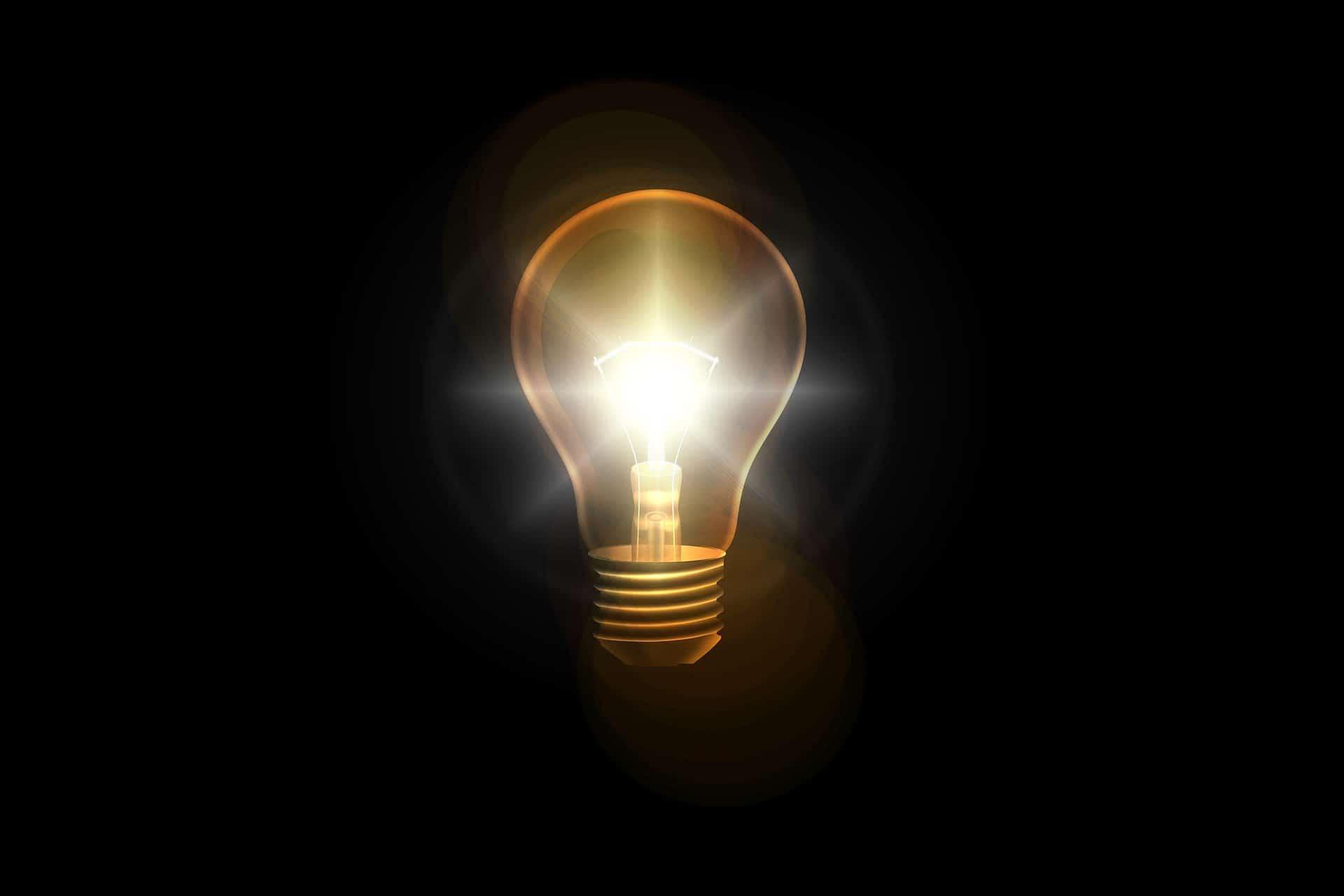 lightbulb-2010022_1920