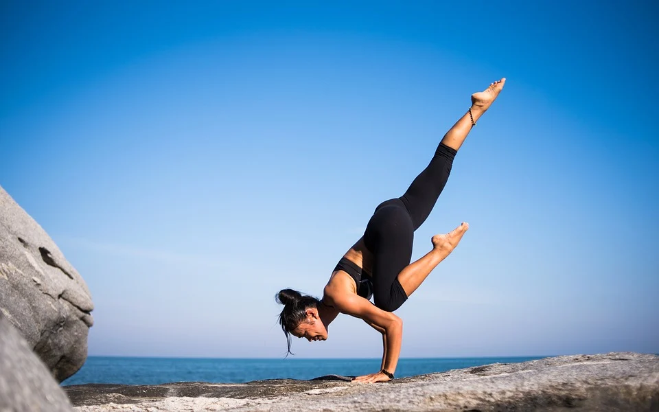yoga-2587066_960_720