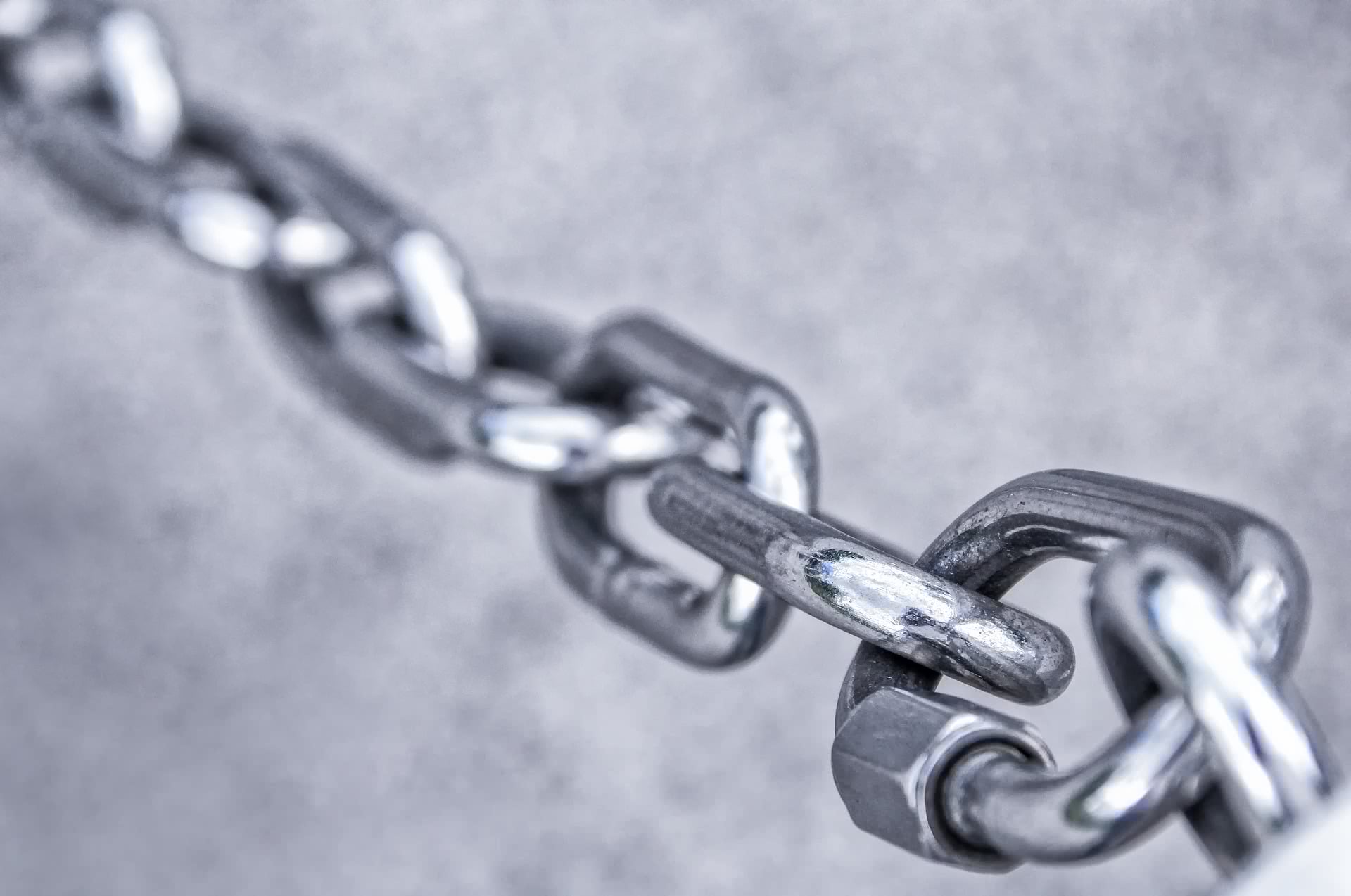 chain-3481377_1920