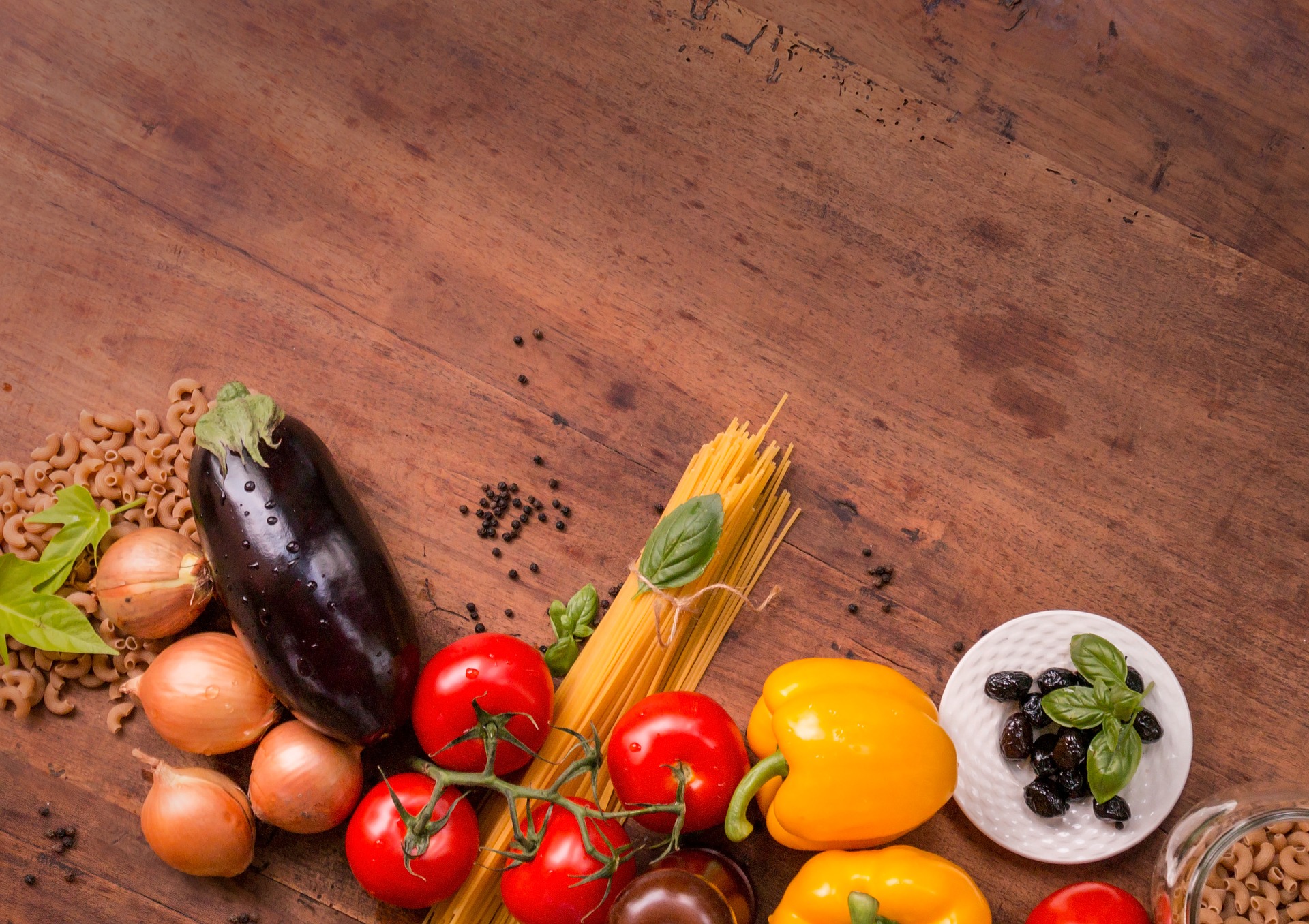 spaghetti-ingredients-2378728_1920